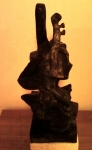 predam-bronzovu-sochu-otto-gutfreund-celista